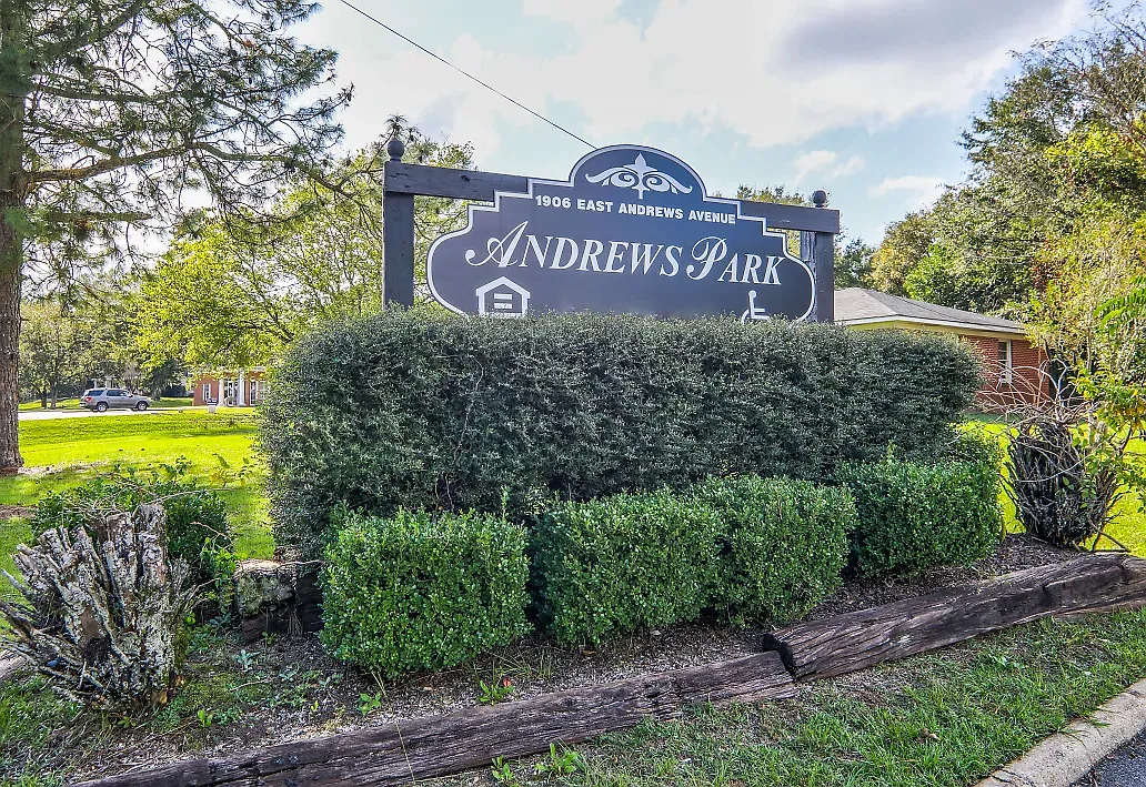 Andrews Park — Photo 1