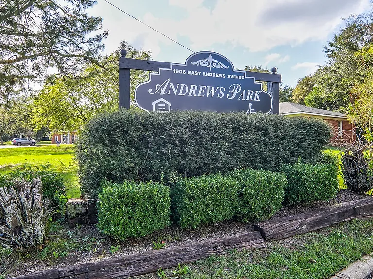 Andrews Park — Photo 1