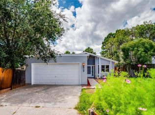 821 Kristi Ln, Los Alamos, NM 87544
