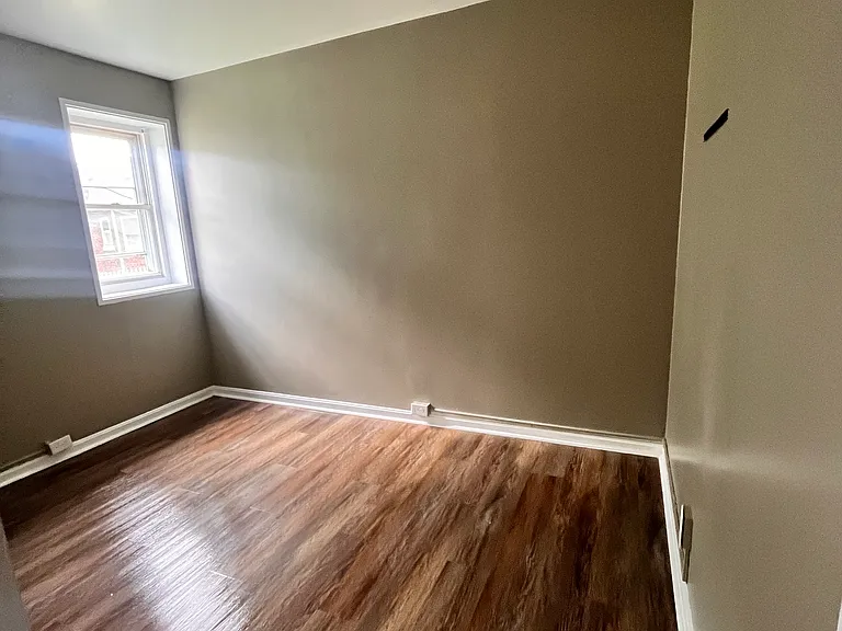 1824 La Salle Pl — Photo 10