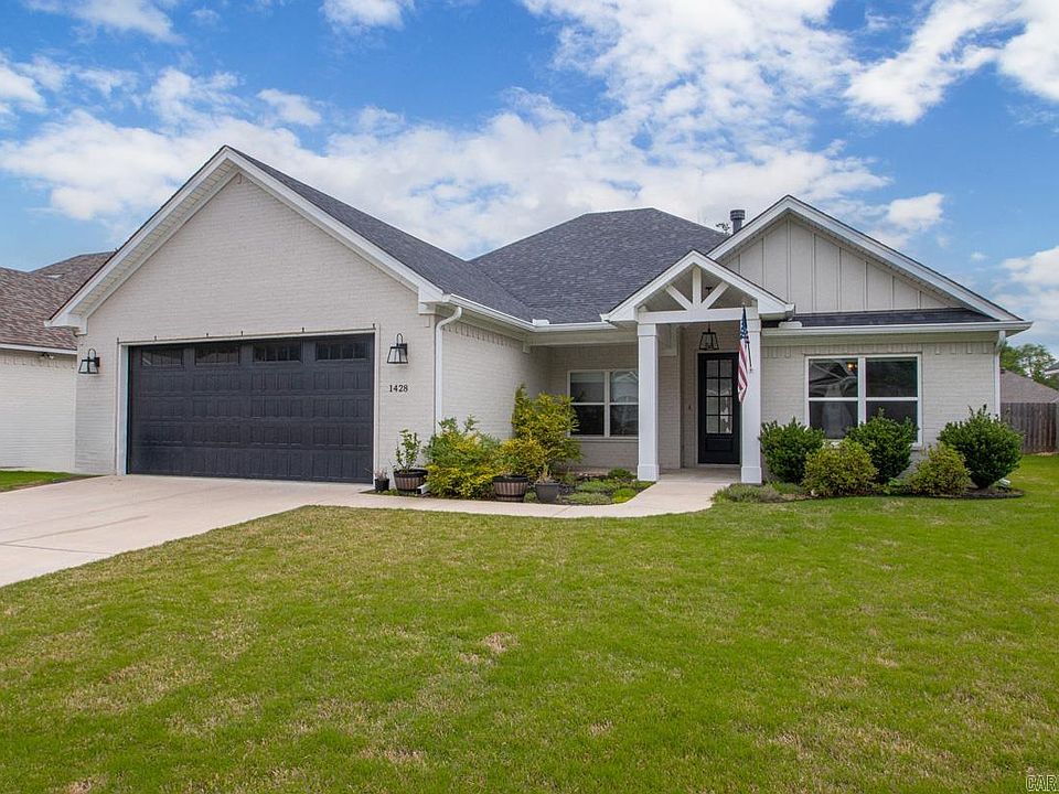 1st image of 1428 Woolridge Dr
