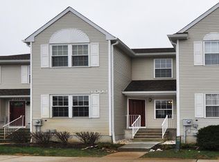 4002 Corral Ct, Freehold, NJ 07728