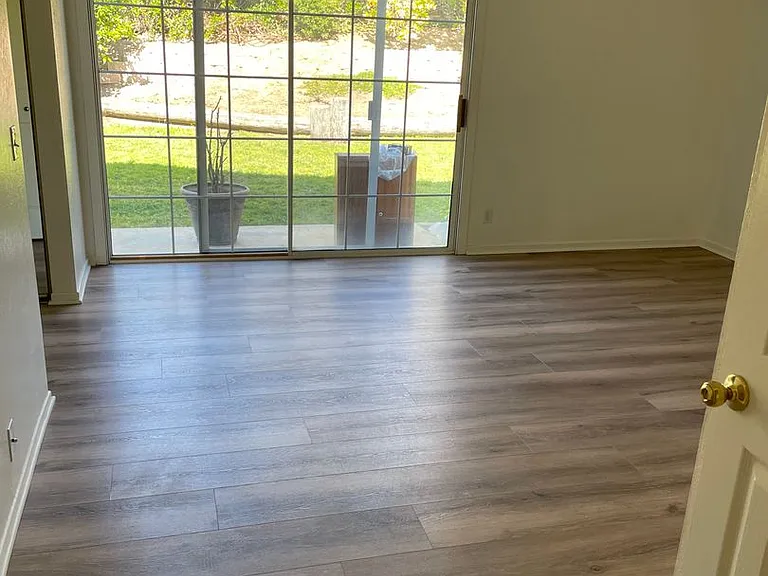 1869 Clearwater Dr — Photo 20
