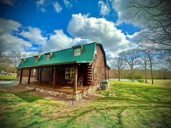 94 Oxford Rd, Holladay, TN 38341