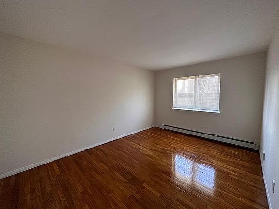 4th image of 30 S Henry St #1A