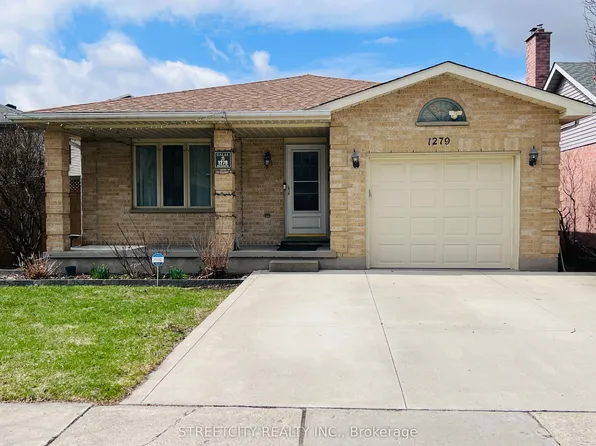1279 Aldersbrook Rd, London, ON N6G 4T3