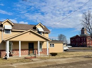 35 W 8th St, Dresden, OH 43821