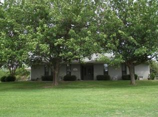 7013 Westover Dr, Granbury, TX 76049