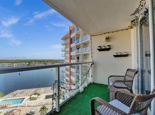 1351 NE Miami Gardens Dr APT 1524E, Miami, FL 33179