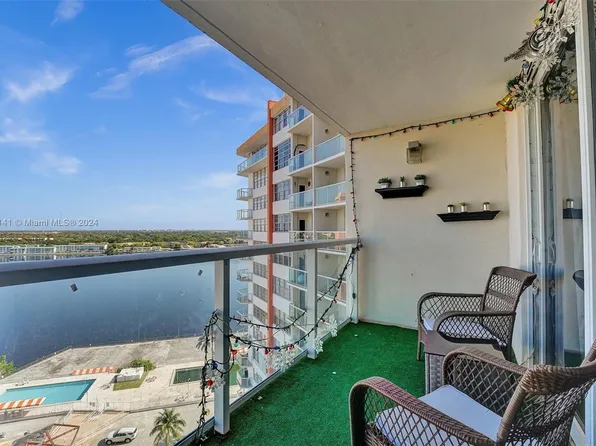 1351 NE Miami Gardens Dr APT 1524E, Miami, FL 33179