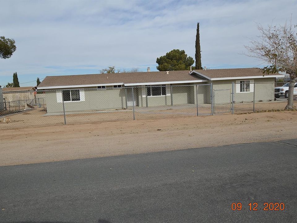 1st image of 15776 Manzanita St