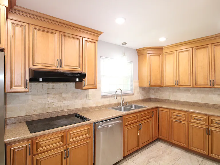 12533 Starspur Ln — Photo 5