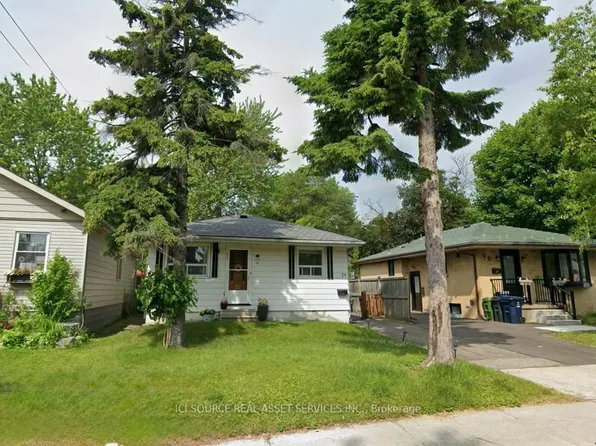 74 Vanbrugh Ave, Toronto, ON M1N 3T2