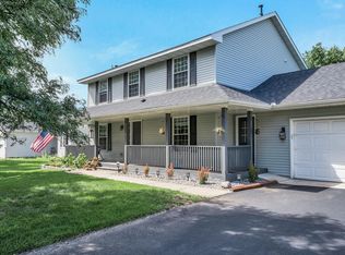 9219 Hampshire Ave N, Brooklyn Park, MN 55445
