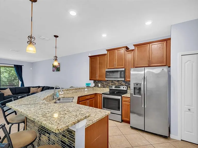 1511 Trailwater St — Photo 3