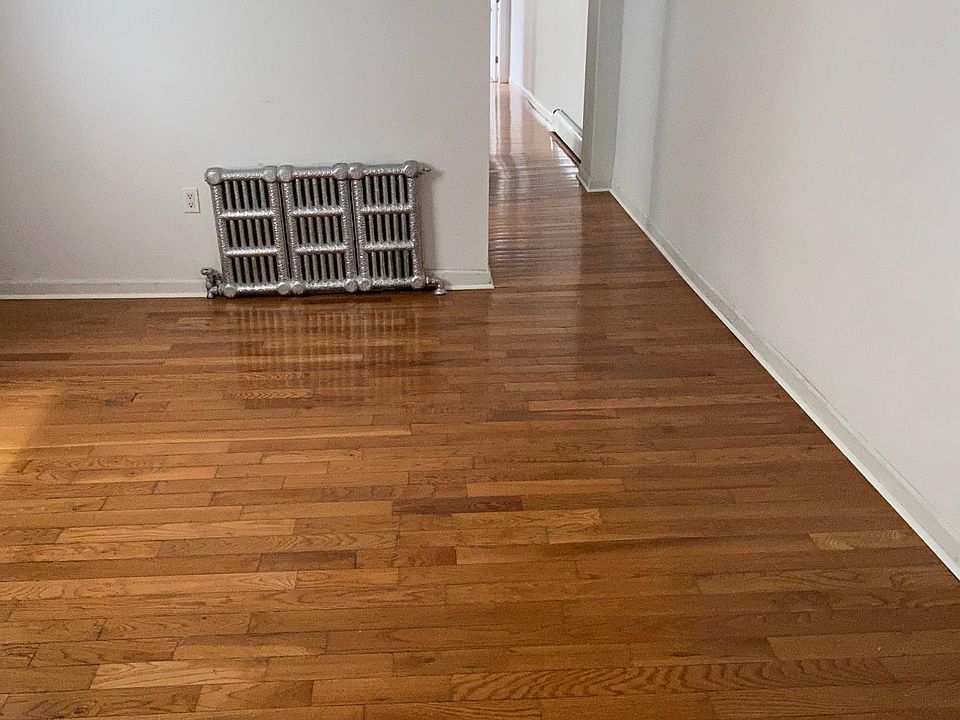 1st image of 429 W Girard Ave Floor 2