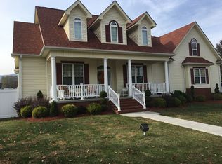 117 N 30th St, Middlesboro, KY 40965