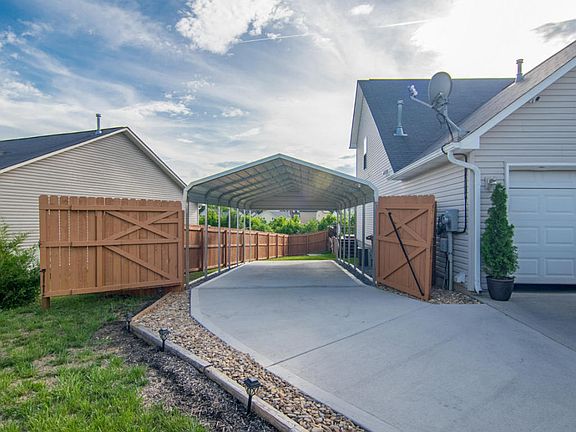 2nd image of 1233 Quiet Brook Ln