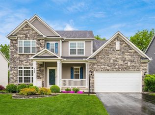 628 Willow Grove Dr, Delaware, OH 43015