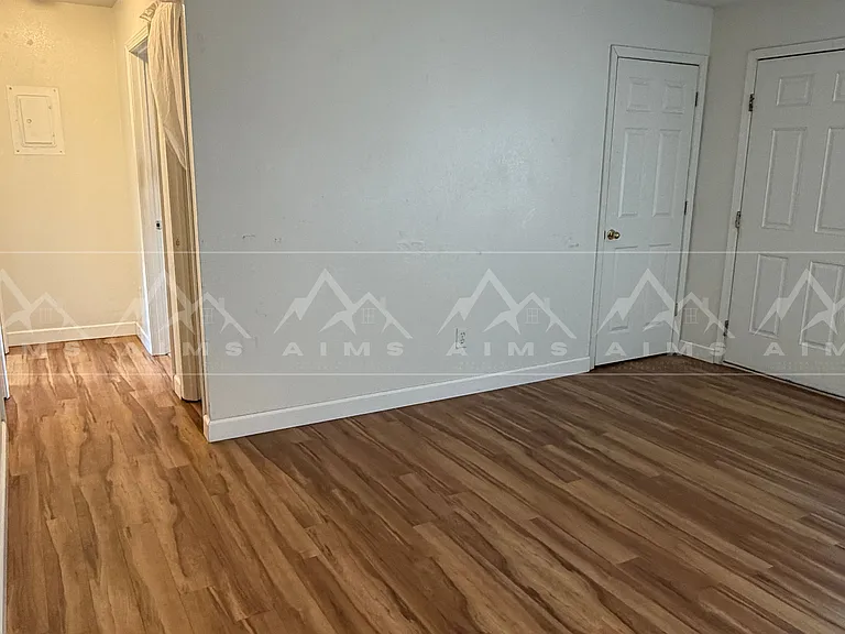 5309 Lionheart Dr #4 — Photo 4
