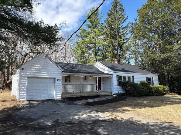 309 Pleasant St, Paxton, MA 01612