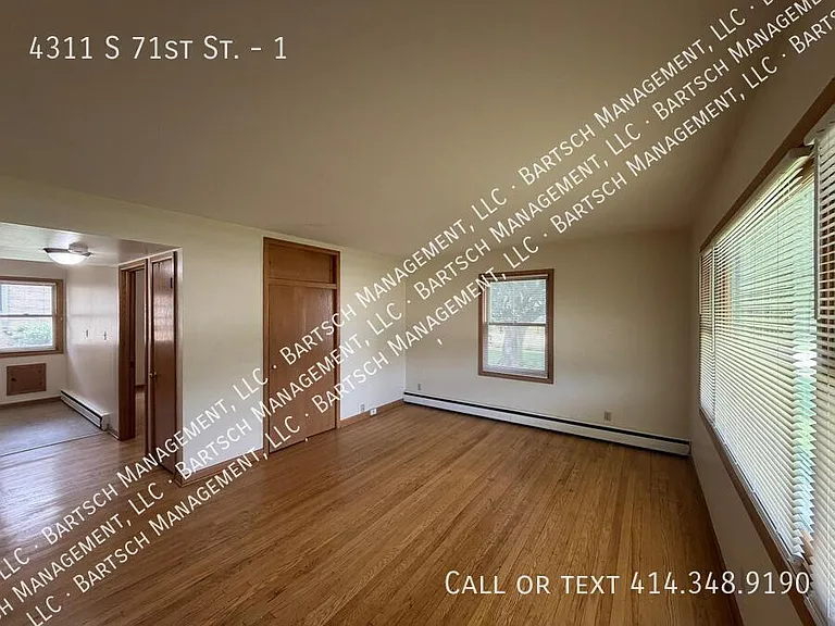 4311 S 71st St #1 — Photo 2