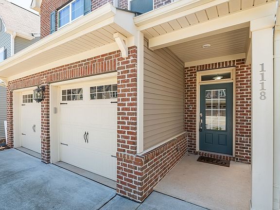 3rd image of 1118 Brightskies St