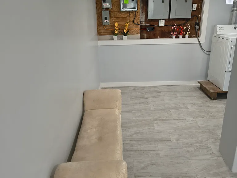 60 Richmond St #1 — Photo 22