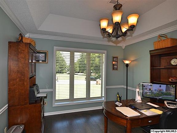 2nd image of 108 Branchwater Ln