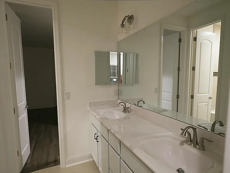153 Tartan Ct — Photo 32