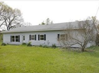 52683 County Road 380, Grand Junction, MI 49056