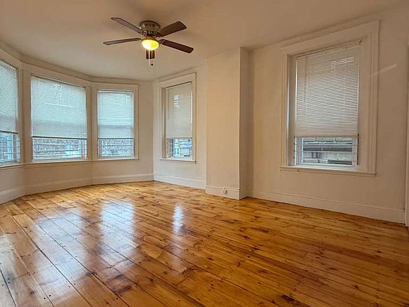 2nd image of 106 River St APT 4