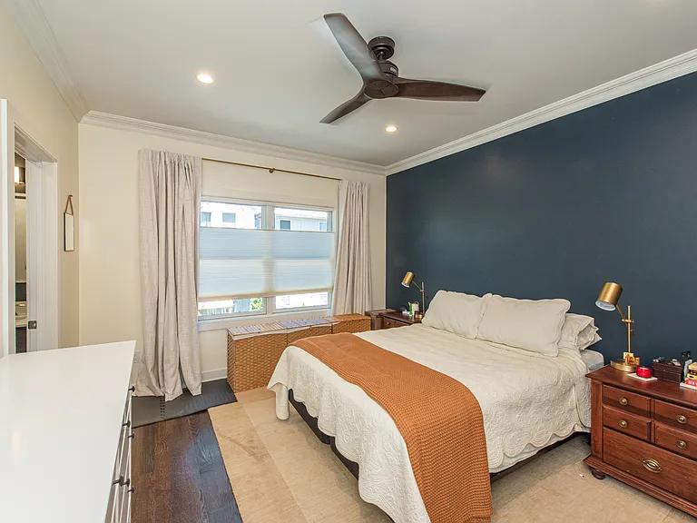 22 Thorne St #1 — Photo 14
