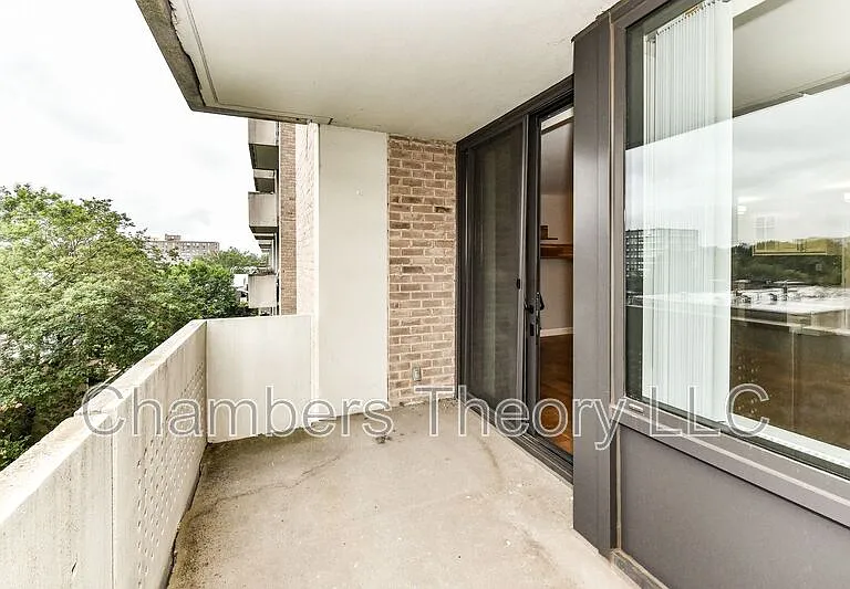 1250 4th St SW #W303 — Photo 17