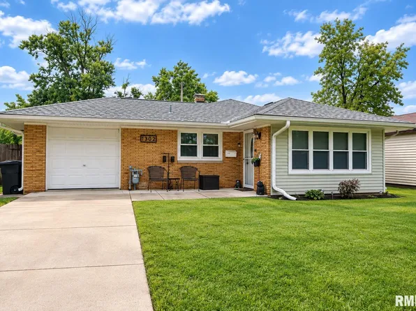 1302 Illinois St, Pekin, IL 61554