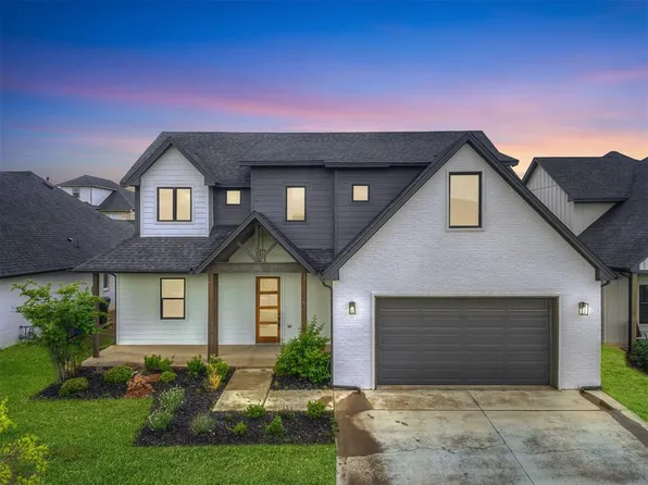 2241 Santa Monica St, Edmond, OK 73034