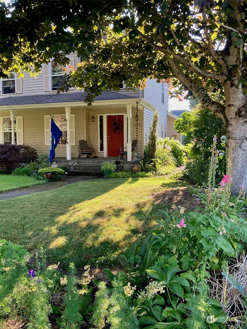 1340 Garfield Avenue photo 1