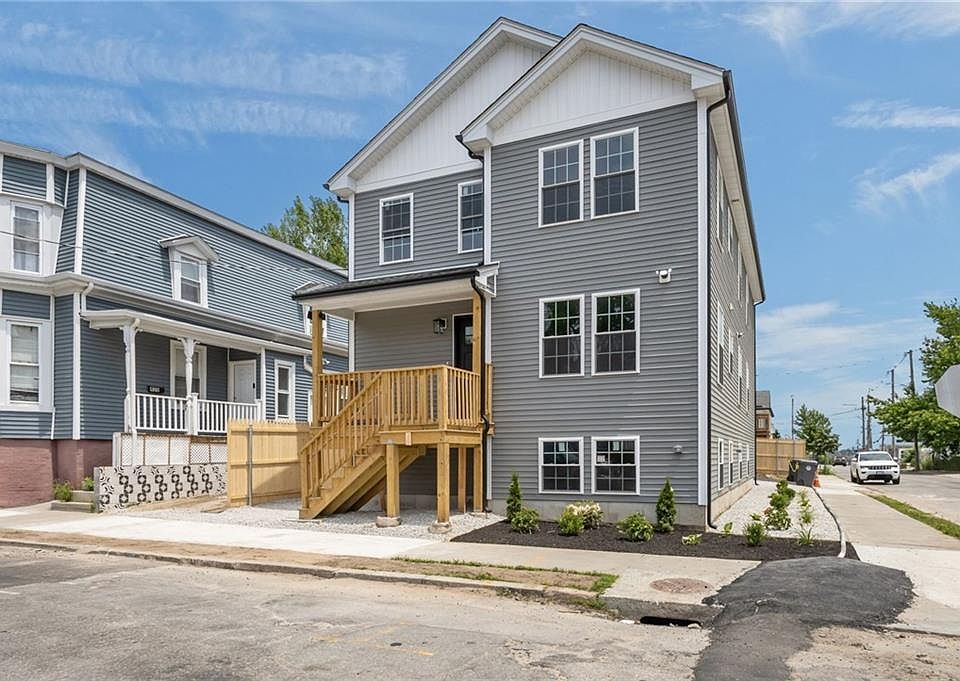 1st image of 408 Cahill St