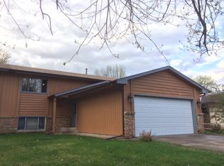 2105 111th Ln NW, Coon Rapids, MN 55433