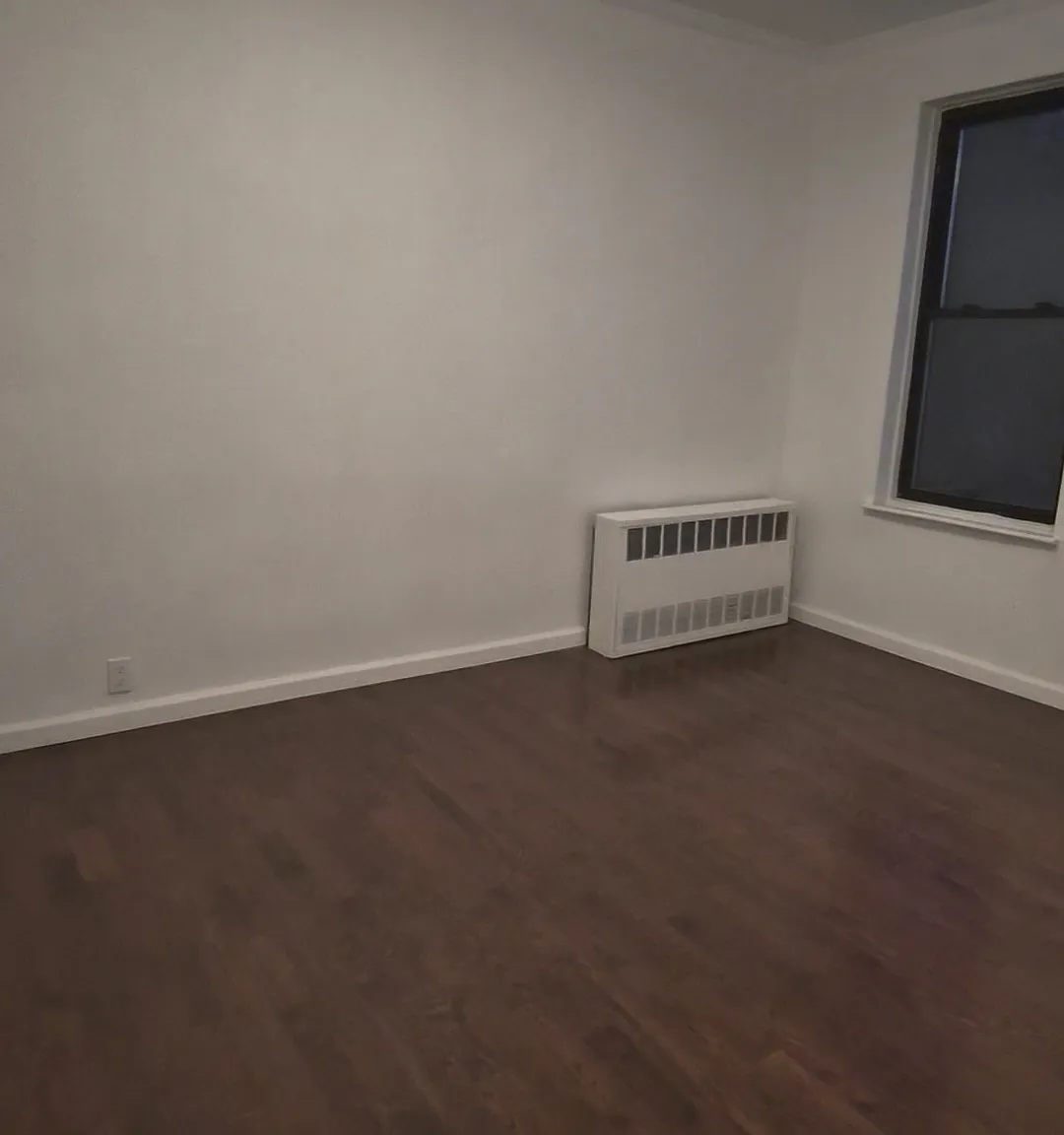 4 bed, $3,100 — Photo 2