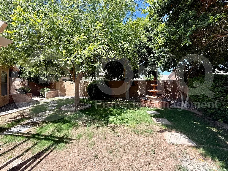 1530 E Toledo St — Photo 3