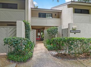 3007 Sea Marsh Rd, Fernandina Beach, FL 32034