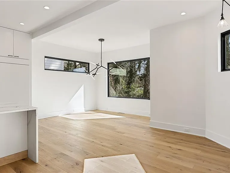 2985 Lookout Pl NE — Photo 14