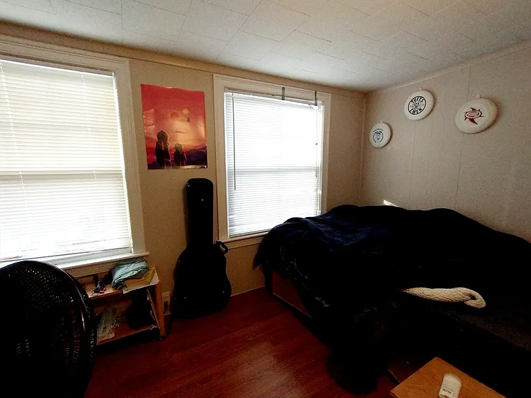 158 W Adams St #1 — Photo 7