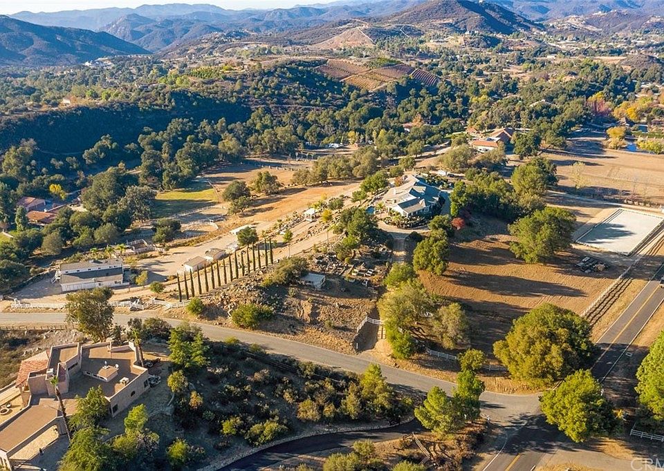 40075 Avenida La Cresta, Murrieta, CA 92562 Zillow