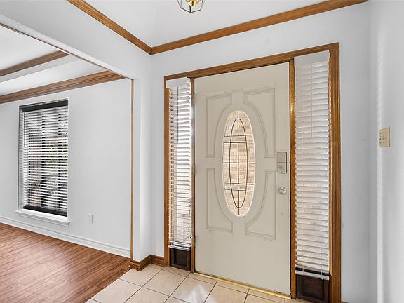 4th image of 12717 Hornbeam Dr
