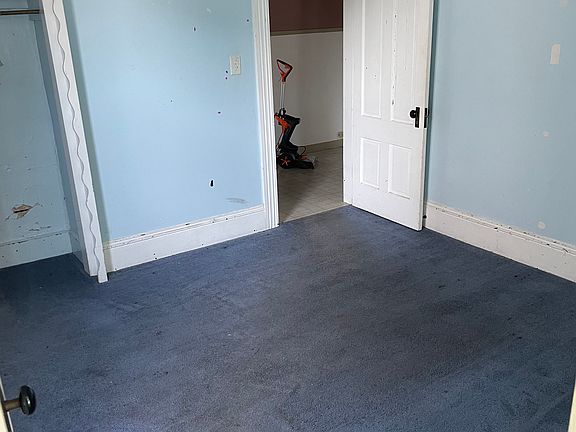 4th image of 126 Summit St