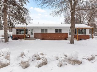 807 Elm Creek Cir, Champlin, MN 55316