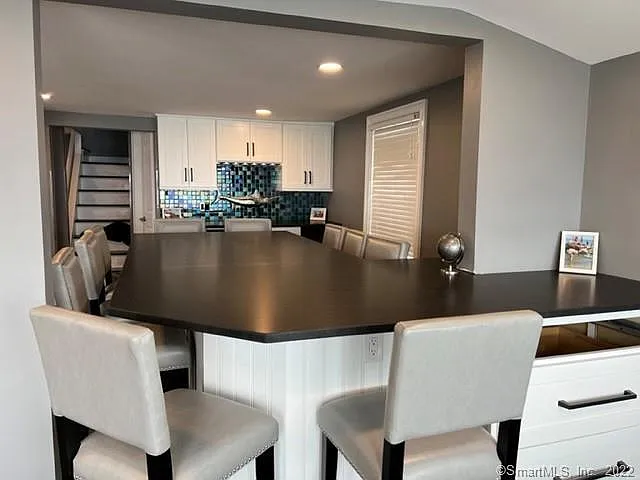 21 Groveway #21 — Photo 5