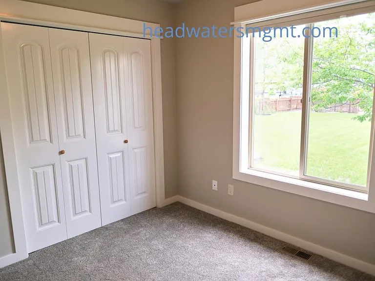 403 N Quaw Blvd — Photo 21